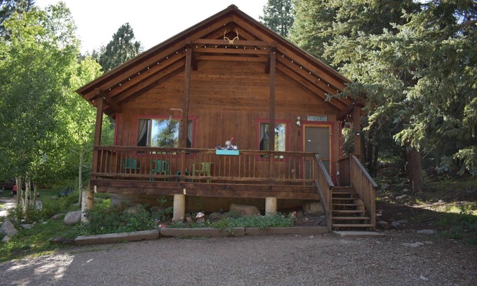 Bayfield Cabina | 01) The Fishing Lodge