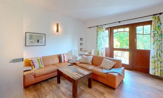 Ostseebad Baabe Villa | 04 Holiday apartment on Lake Selin with terrace - Ferienwohnungen am Selliner See