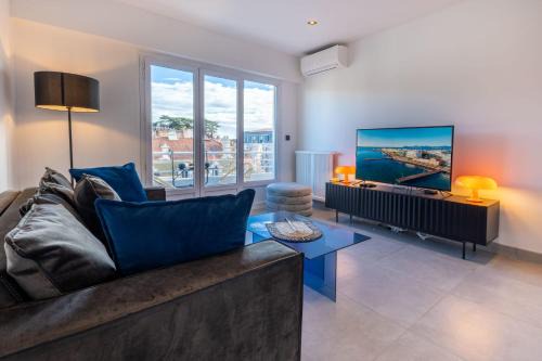 Carnot Apartamento | 06AZ - Apartment with terrace - 10min from Palais