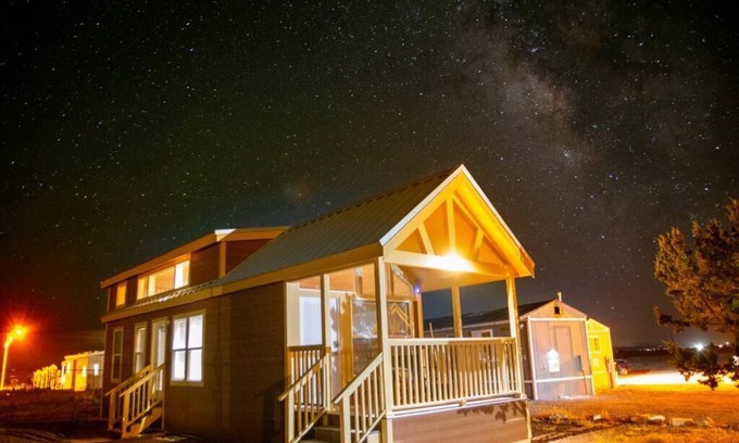 Valle Cabaña | 076 Tiny Home near Grand Canyon South Rim Sleeps 8