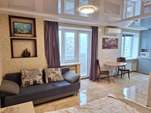 Dnipro Apartamento | 1-комнатная на левом берегу Днепра