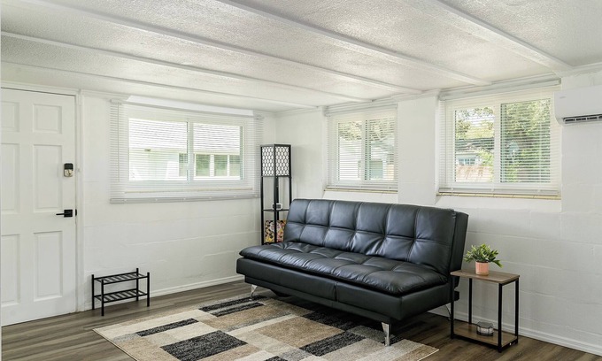 Downtown Apartamento | 1/1 Guesthouse - Pets Welcome