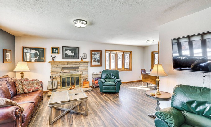 Pierre Casa | 1/2 Mi to Dtwn: Pierre Family Home w/ Patio