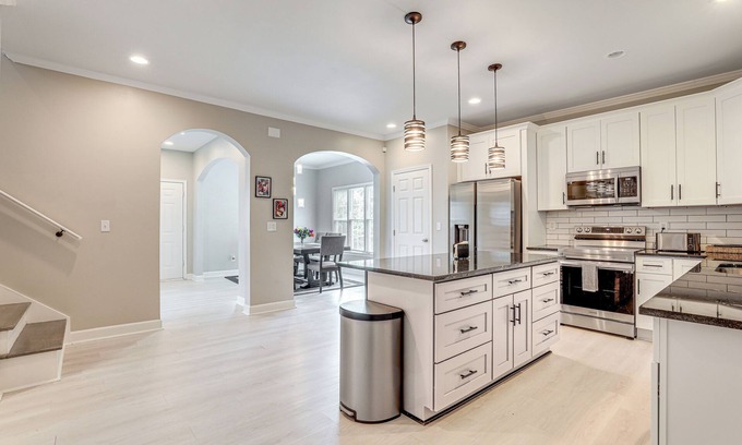 Atlanta University Center Cabaña | ~ 1/2 Mi to Mercedes-benz Stadium: Atlanta Home
