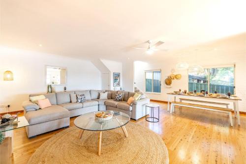 Shoal Bay Casa | 1-39 Leonard Ave - comfort, space and Wi-Fi
