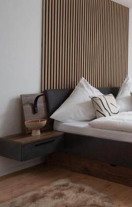 Mittel Apartamento | 1-4 Gäste Wohnung W-Lan, Netflix, Amazon, Parken, Arbeitsplatz, 24h Check in ,Vollausgestattet Küche, Handtücher Seife u,v,m für Geschäftsreisende, Paare, Familien ,