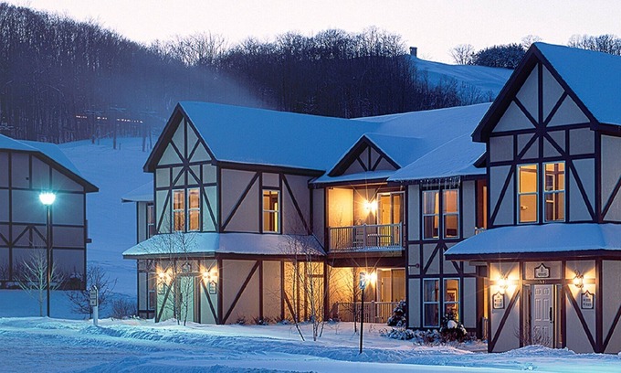 Boyne Falls Villa | 1 Bd 1 Ba Villa en Boyne Mountain - Mountain Run en Boyne