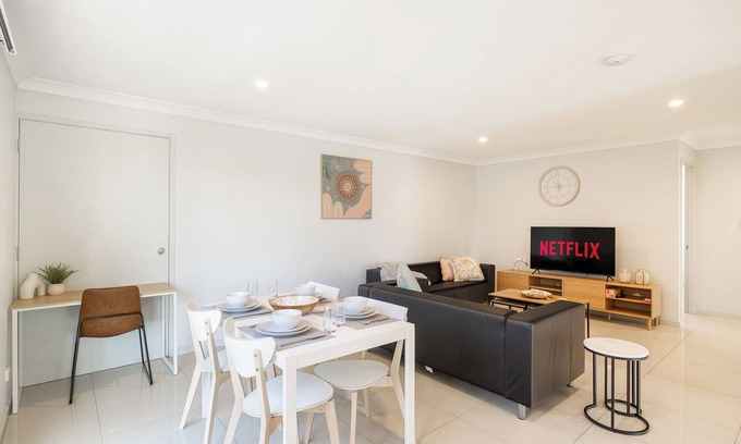 Rocklea Apartamento | 1 Bdr Apt! Garage! Balcony! GST Credits! 119D1