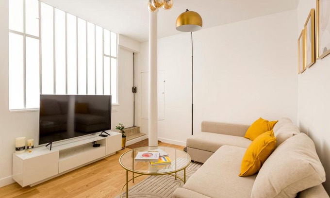 2nd Arrondissement Apartamento | 1 BDR Bourse -Opera with AC