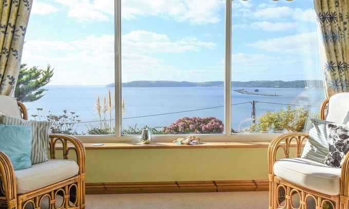 Plymouth Cabaña | 1 bedroom accommodation in Down Thomas near Plymouth