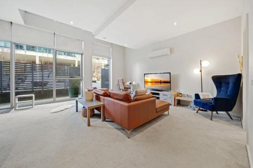 City West Apartamento | 1-Bed Apartment with Gym, BBQ and Pool Facilities