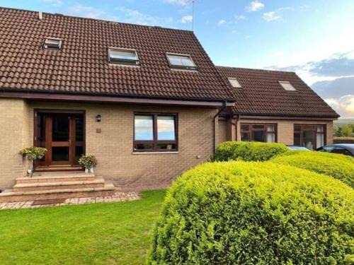 Auchengray Casa | 1 Bed House - Central Free Parking Wifi