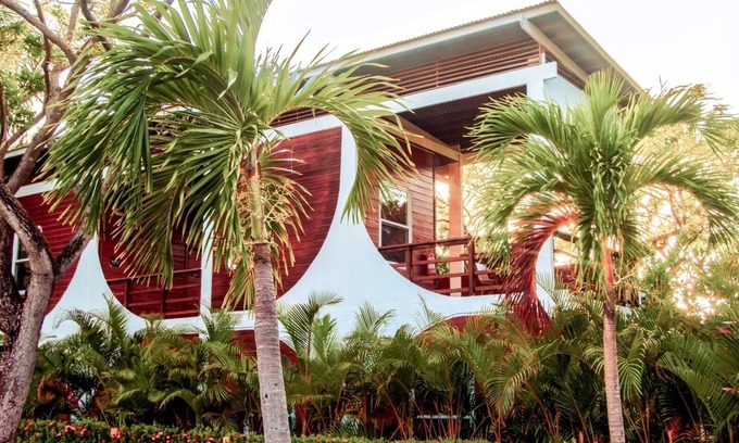 Crawfish Rock Hotel | 1 Bed in a Shared Hostel Room (Male #2)