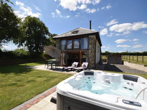 Christchurch Casa | 1 Bed in Dulverton 59339