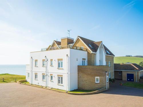 Freshwater Bay Casa | 1 Bed in Freshwater IC136