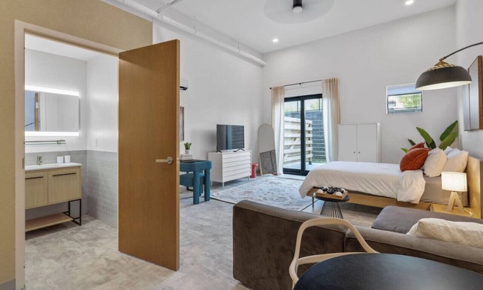 Northside Apartamento | 1 bed + lounge+ DT and museum