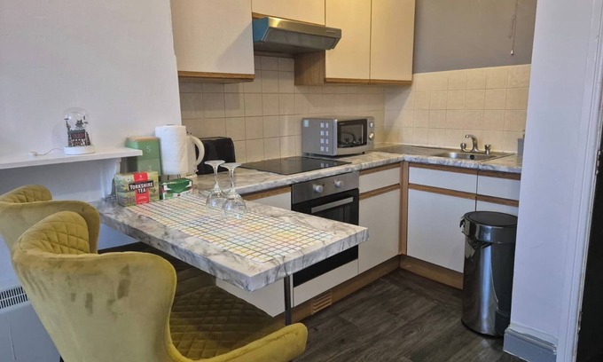 Wolverhampton Apartamento | 1 Bed-sleeps 2-city Centre-no Free Parking