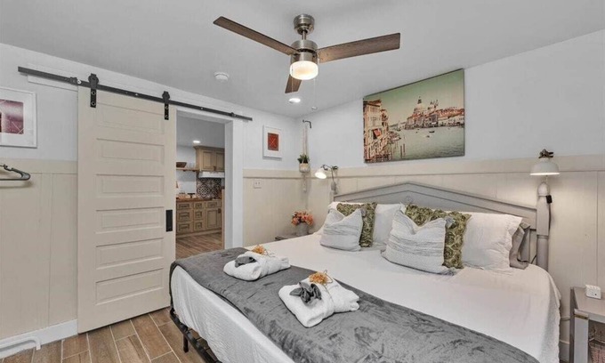 Forest Hills Casa | 1 bedroom, 1 bathroom home that sleeps 3