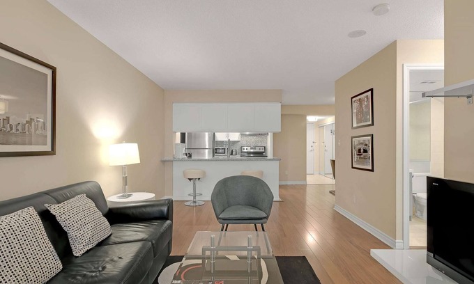 Downtown Toronto Apartamento | Qwest - Ready Move In-Downtown - Qwest