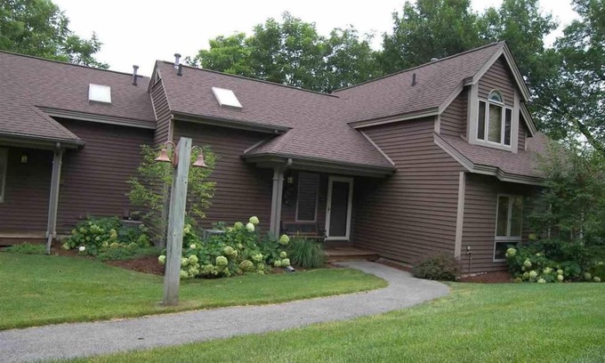The Galena Territory Casa | 1 Bedroom, 2 bath townhouse in The Galena Territory.