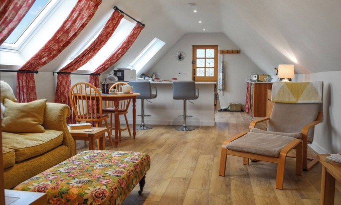 Belton-in-Rutland Apartamento | A fabulous and spacious loft apartment overlooking the orchard, fields and countryside beyond.
