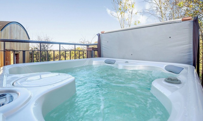 Overton-on-dee Cabaña | 1 bedroom accommodation in Bangor-on-Dee