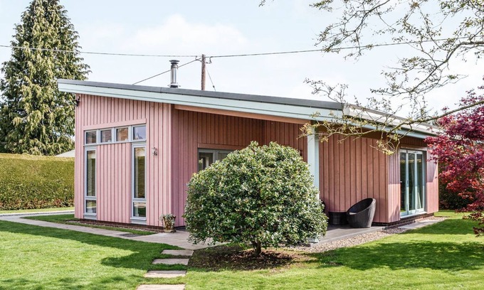 Murthly Cabaña | 1 bedroom accommodation in Blairgowrie