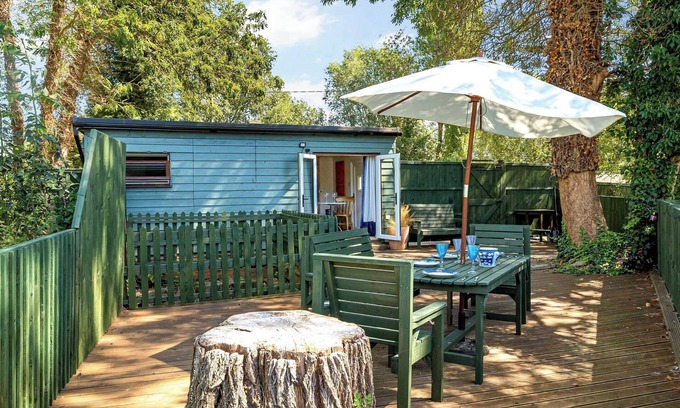 Chelmsford Cabaña | Alojamiento de 1 habitaciones en Little Baddow, near Chelmsford