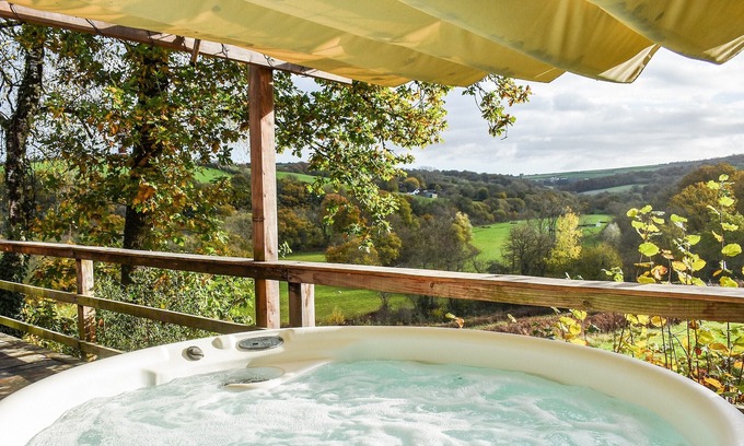 Umberleigh Cabaña | 1 bedroom accommodation in Kings Nympton, near South Molton