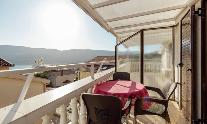 Topla Apartamento | Alojamiento de 1 habitaciones en Herceg Novi