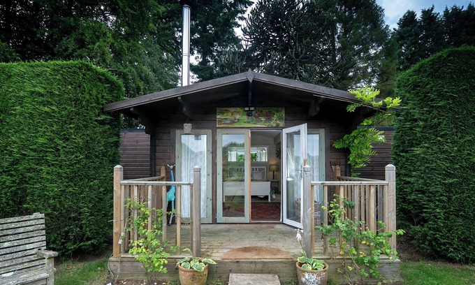 Chilworth Cabaña | Alojamiento de 1 habitaciones en Shere, near Guildford