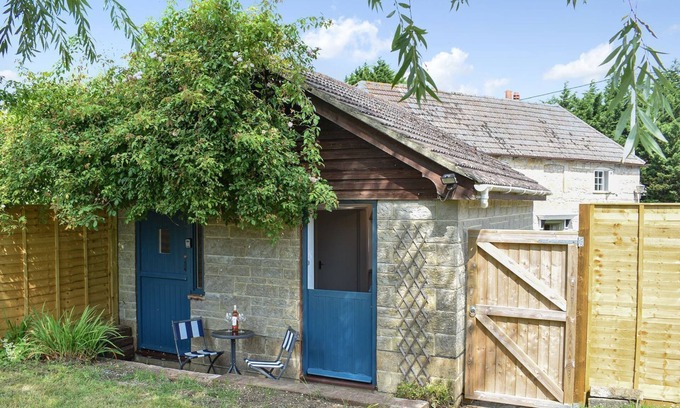 Ningwood Cabaña | Alojamiento de 1 habitación en Ningwood, cerca de Yarmouth