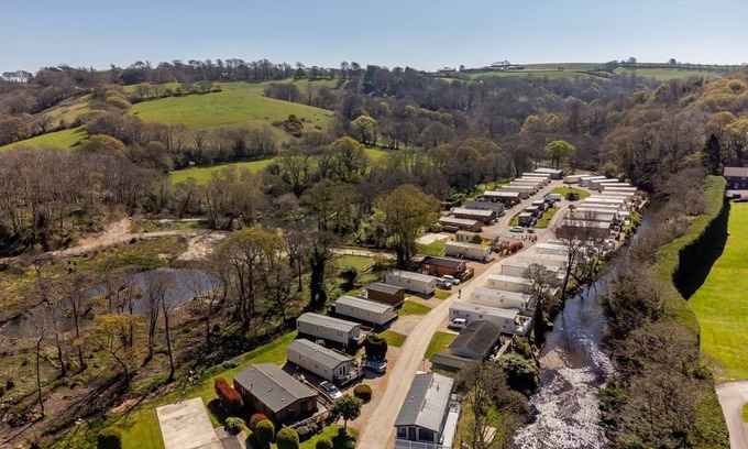 Saltash Cabaña | Alojamiento de 0 habitaciones en Notter Bridge, Saltash