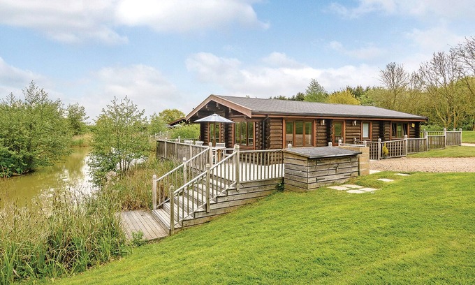 Weybread Cabina | 1 bedroom accommodation in Weybread, Diss