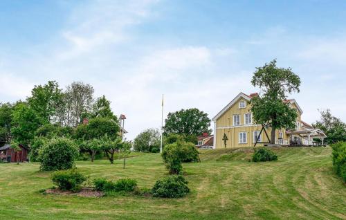 Vetlanda Apartamento | 1 Bedroom Amazing Apartment In Vetlanda