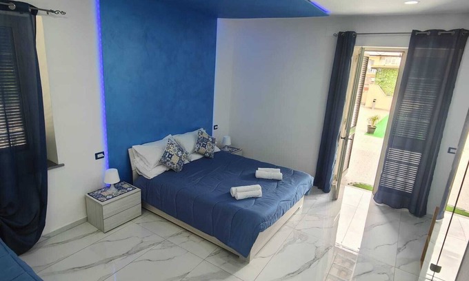 Mount Vesuvius - Pompei Apartamento | 1 Bedroom Apartment in Boscotrecase