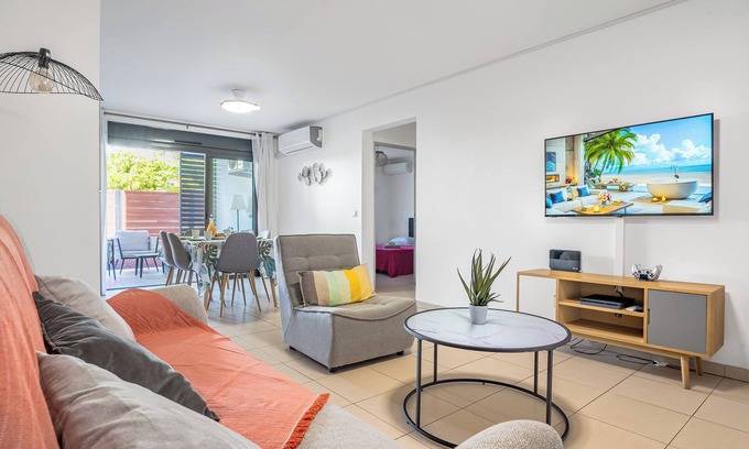 Etang Sale Les Bains Apartamento | 1-bedroom apartment 50 metres from the beach