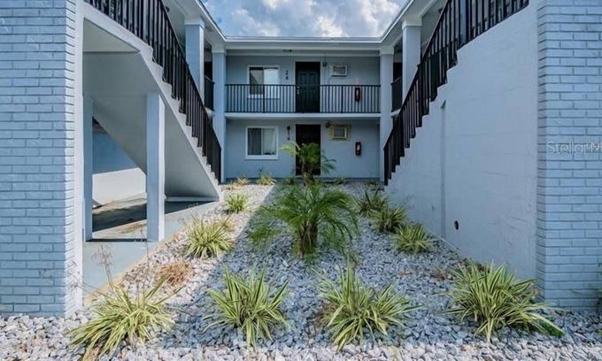 Oakford Park Apartamento | 1 Bedroom Apartment (423875) by Houzlet
