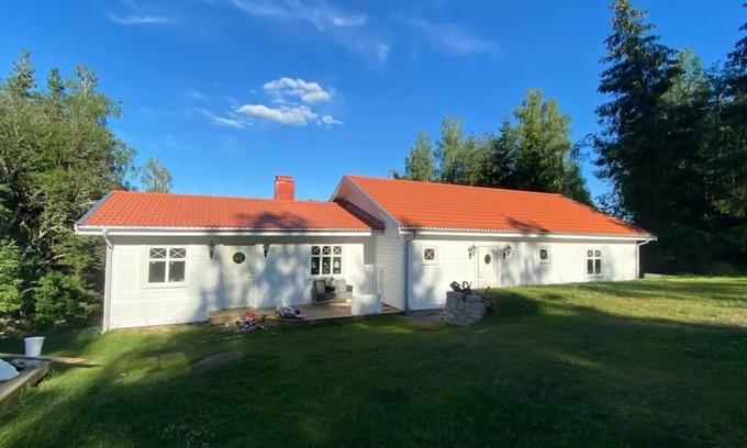 Hultsfred Casa | 1 bedroom apartment in Vena