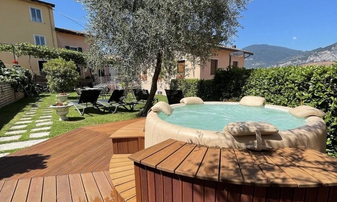 Cassone Apartamento | 1 bedroom apartment in malcesine