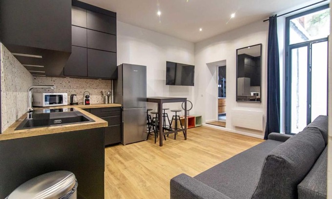 6th Arrondissement Apartamento | 1 bedroom apartment with terrace - Prefecture