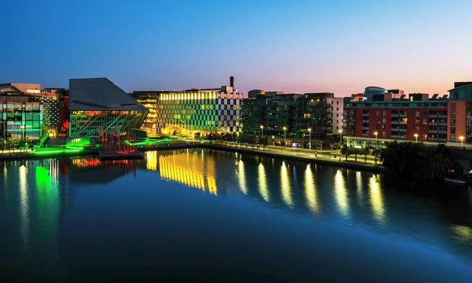 Grand Canal Dock Apartamento | 1 Bedroom Apartment With Balcony In Grand Canal