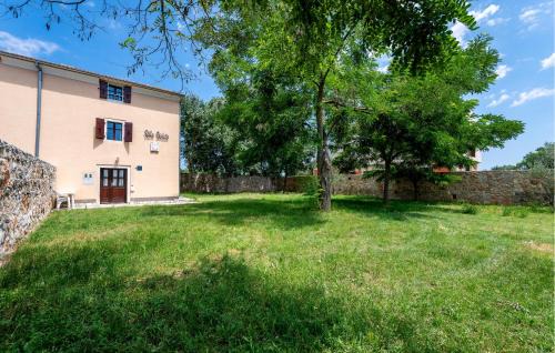 Bale Casa | 1 Bedroom Awesome Home In Bale