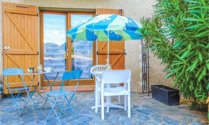 Propriano Apartamento | 1 Bedroom Beautiful Apartment In Propriano