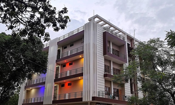 Varanasi Apartamento | 1-bedroom bed & breakfast in lovely Varanasi with AC