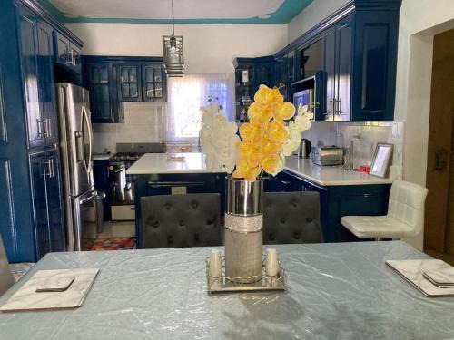 Porus Casa | 1 Bedroom Blissful Retreat - A C & Private Garden