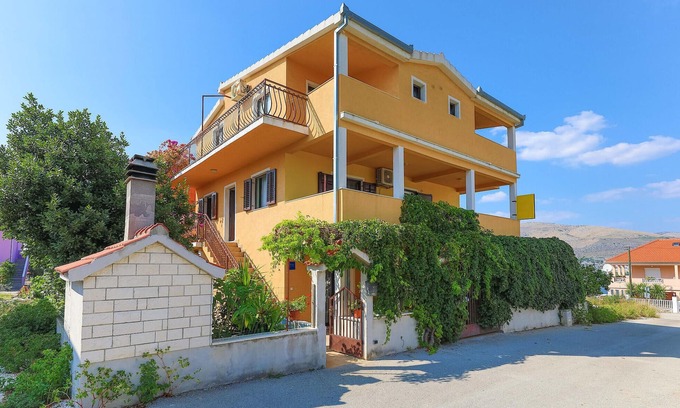 Okrug Donji Apartamento | Acogedor apartamento de 1 dormitorio en.