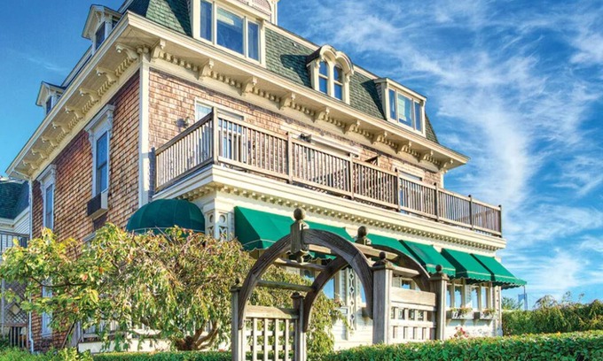 Jamestown Condominio | 1 Bedroom Deluxe Suite in Newport, Rhode Island!! Voyage Inn!