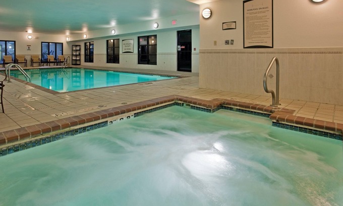 Columbia Condominio | 1 Bedroom | Fitness Center + Free Daily Breakfast