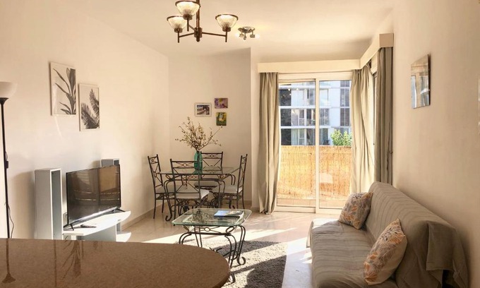 Neapolis Apartamento | 1 bedroom flat, prime location near sea, sleeps 4